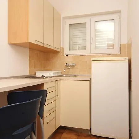 Apartments With Parking Space Viganj, Peljesac - 10188 * Viganj